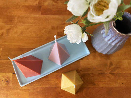 Deko Kerze in Pyramiden-Form 1